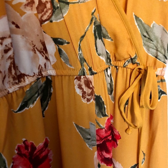 Xhilaration Yellow Floral Jumpsuit - Picture 4 of 4